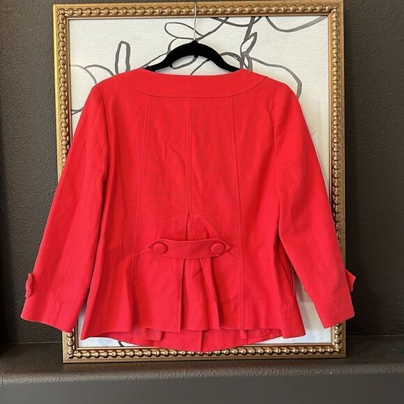 Halogen Red Blazer Medium Cropped Square Neck Jacket Large Buttons $100 MSRP - Picture 4 of 4